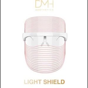Light Shield Skincare Mask - White